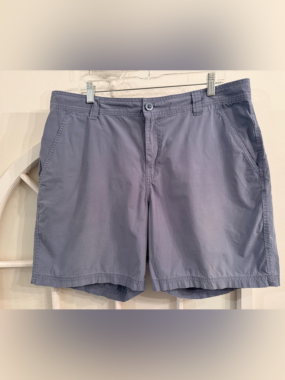 Columbia Sportswear Men's 38 Casual Hiking Shorts Gray Blue 8" Inseam Utility
